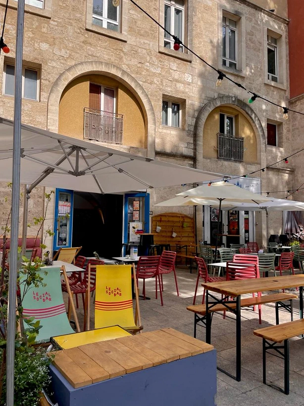 lesocialbar_img6